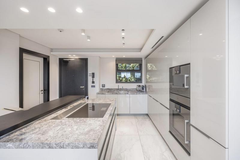 3 Bedroom Property for Sale in Bantry Bay Western Cape